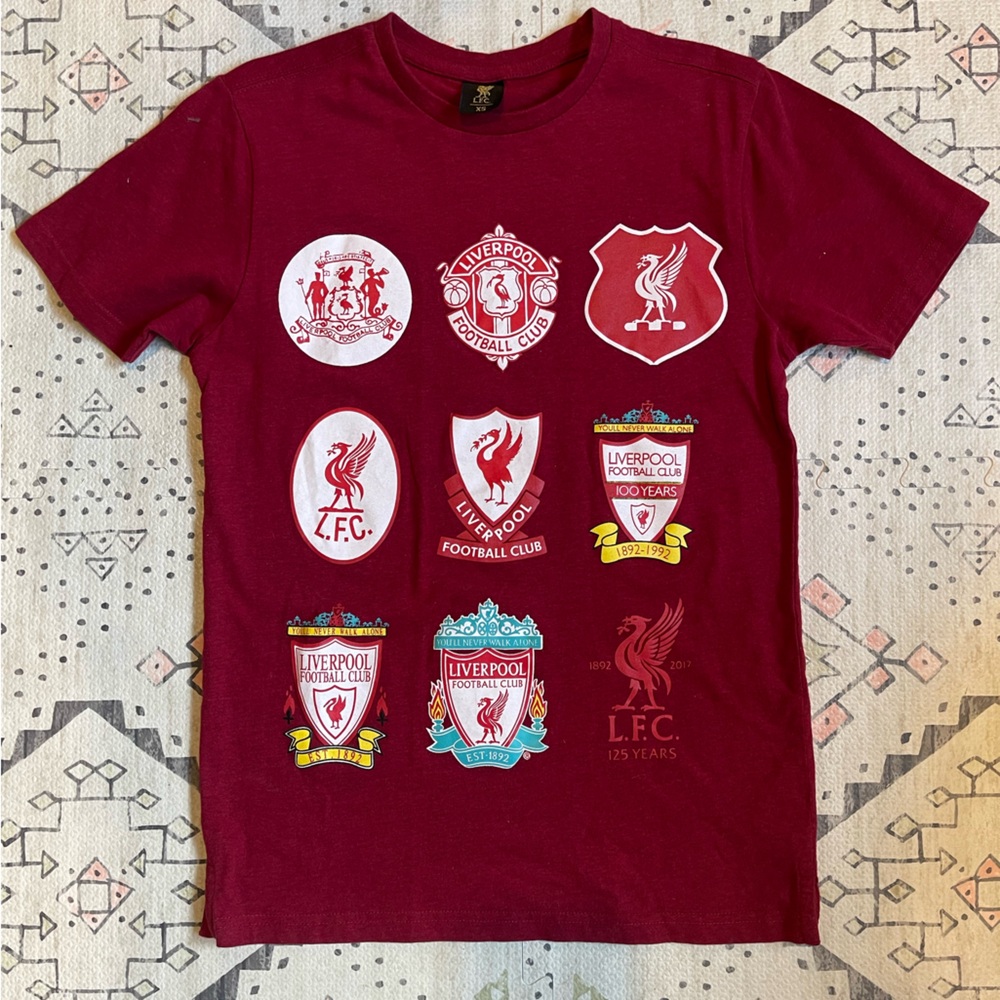 Size XS Liverpool Football Club women’s tshirt